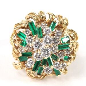 Vintage 18K Yellow Gold Diamond & Emerald Ring With Leaf Design Insert